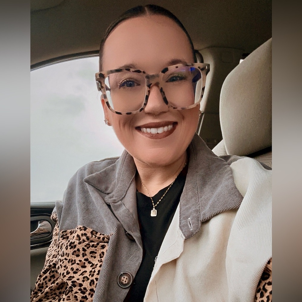 Meet your Posher, Marissa